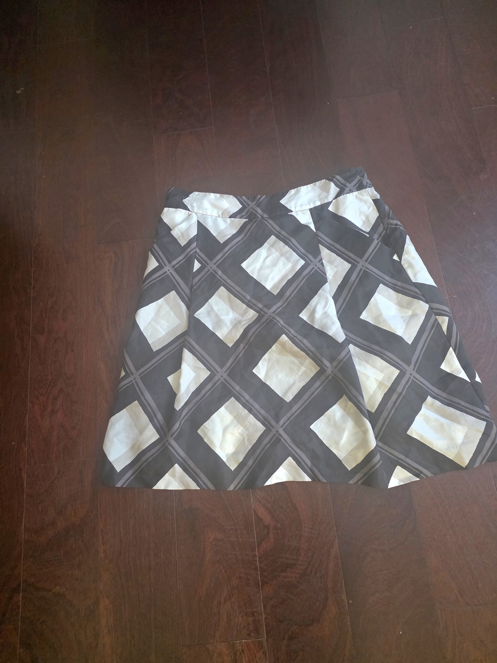Womens Black and White Geometric A-Line Skirt